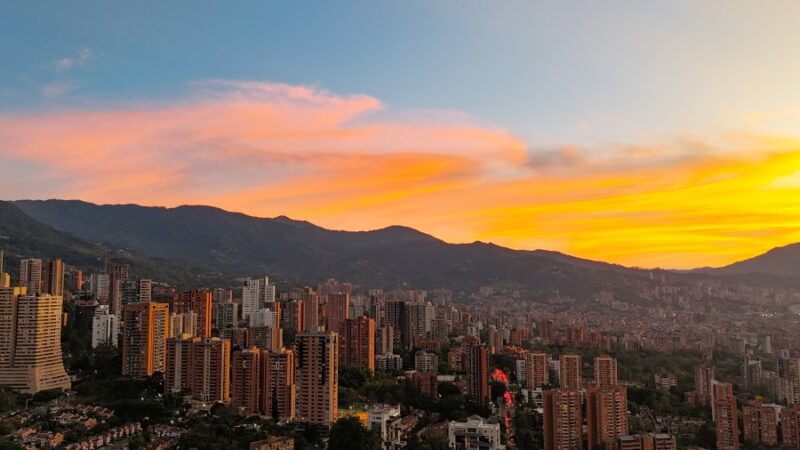 Descubriendo Medellín: Un paseo por el corazón de la eterna primavera